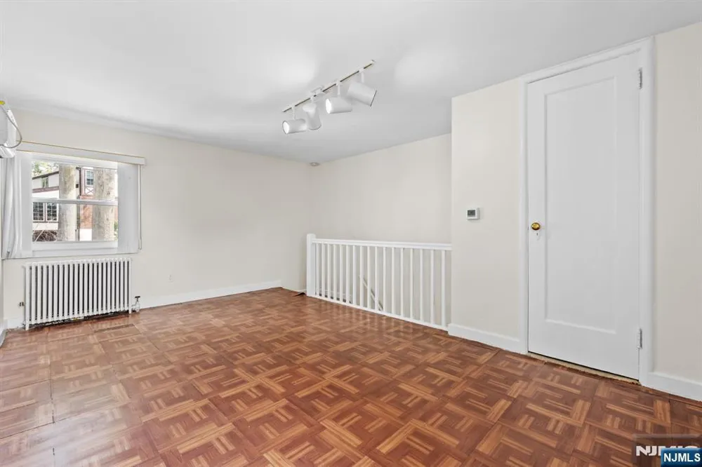 56 Cecelia Avenue Cliffside Park, NJ 07010