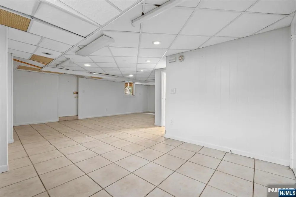 56 Cecelia Avenue Cliffside Park, NJ 07010