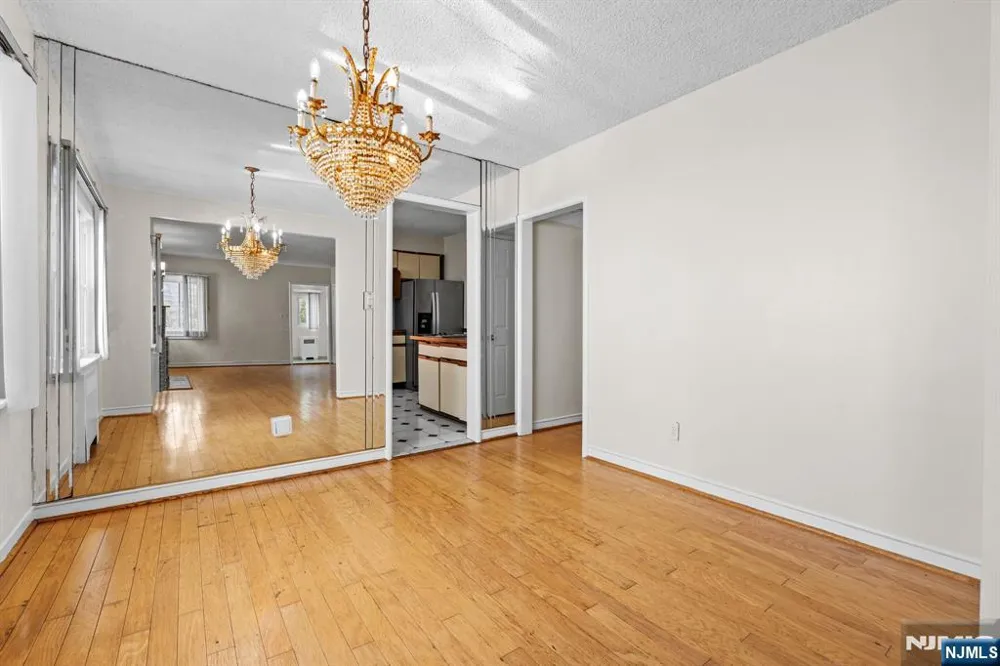 56 Cecelia Avenue Cliffside Park, NJ 07010