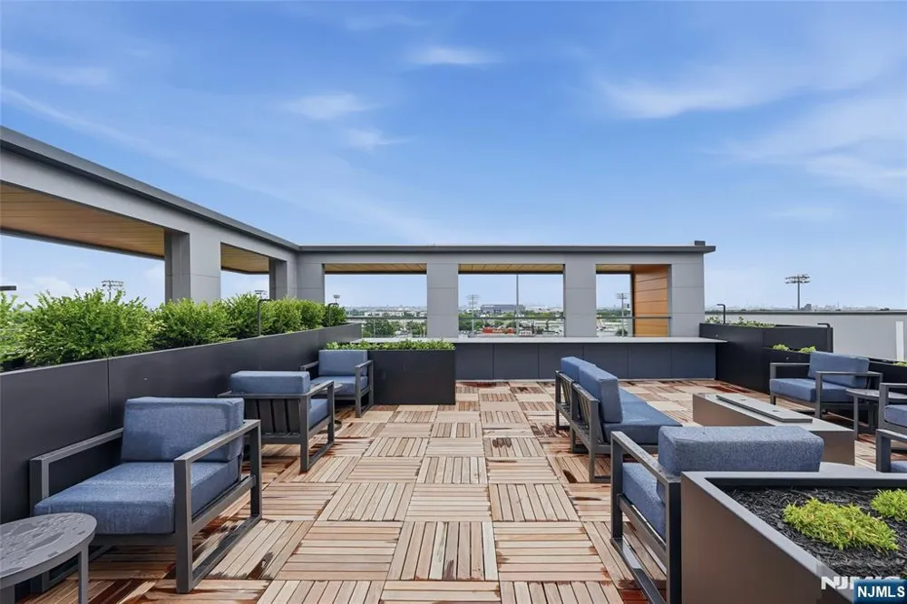 263 Hackensack Street 222 East Rutherford, NJ 07073