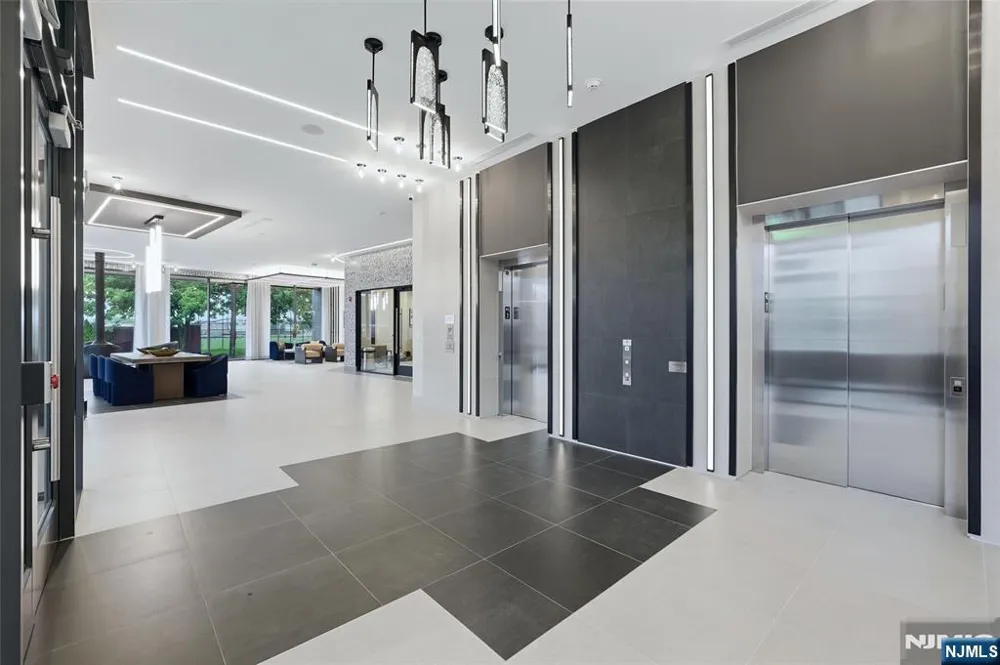 263 Hackensack Street 310 East Rutherford, NJ 07073