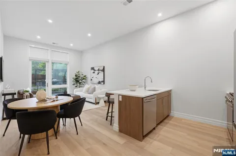 263 Hackensack Street 203T