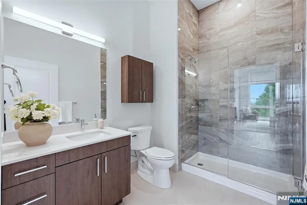 263 Hackensack Street 203T East Rutherford, NJ 07073