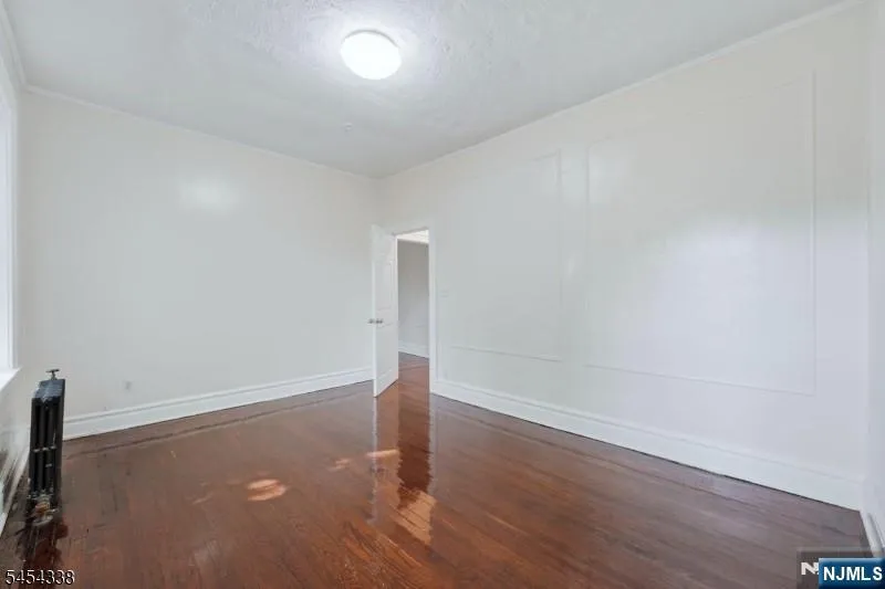 148 Chancellor Avenue B2 Newark, NJ 07112