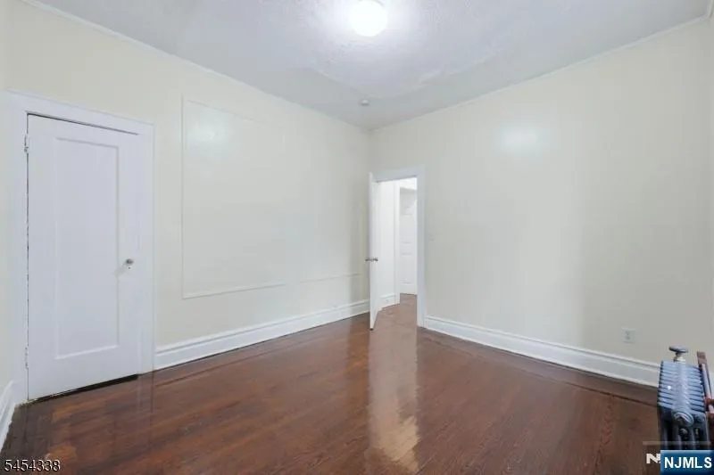 148 Chancellor Avenue B2 Newark, NJ 07112