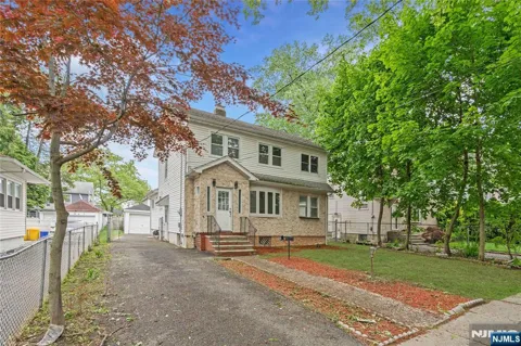 1153 Margaret Street