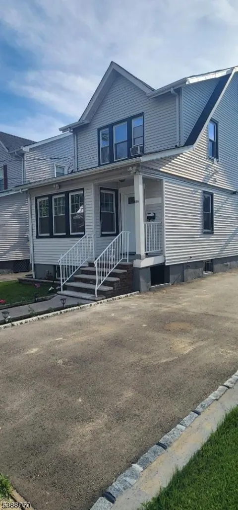530 Drake Ave