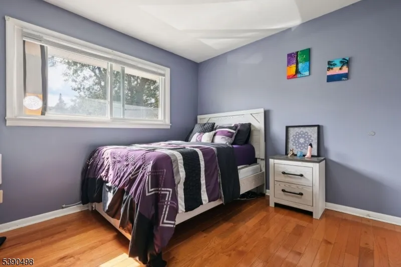 657 Barron Ave Woodbridge, NJ 07095