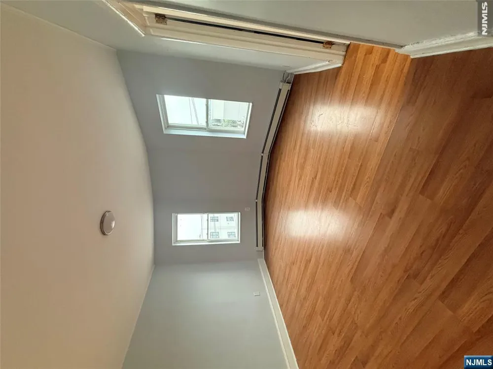 2 N 4th Street 3 Paterson, NJ 07522
