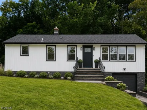 20 Manito Ave