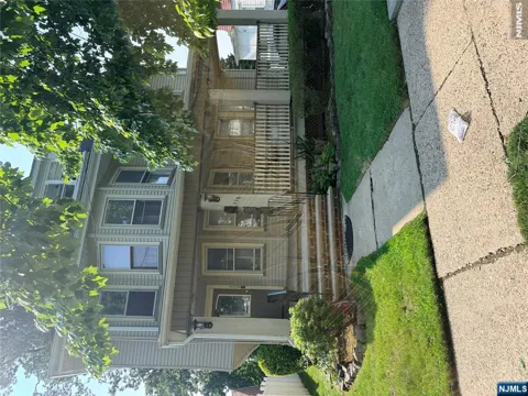 338 Beech Street 2