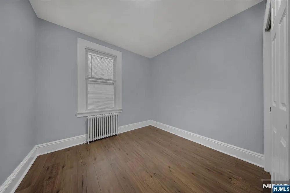 15 Tuttle Street 1 Wallington, NJ 07057