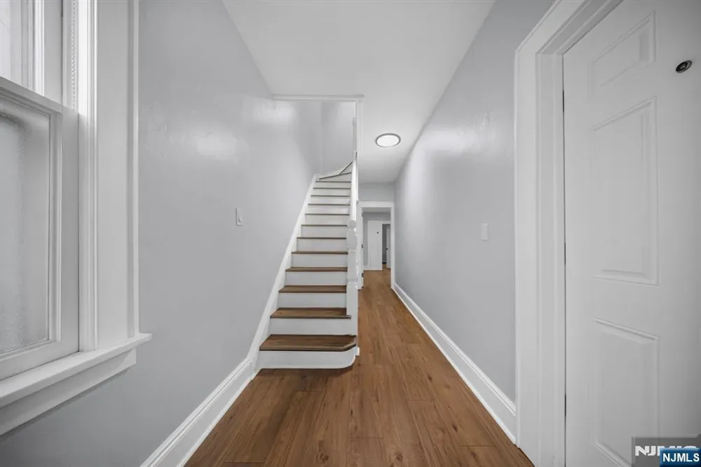 15 Tuttle Street 1 Wallington, NJ 07057