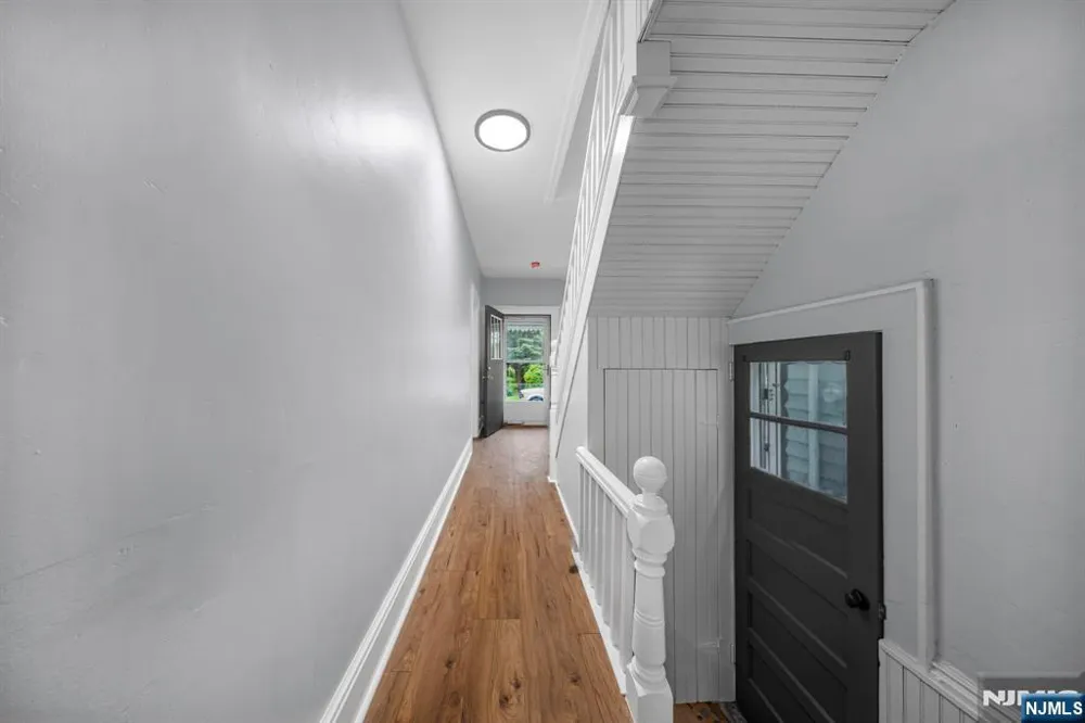 15 Tuttle Street 1 Wallington, NJ 07057
