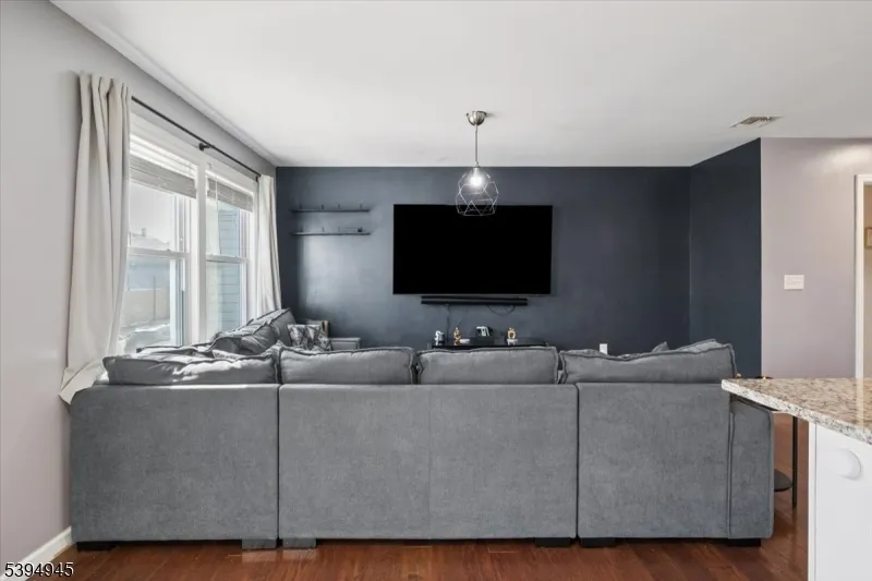 221 E 15TH ST #C Unit C Paterson City, NJ 07524