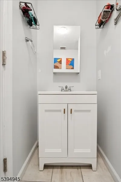 221 E 15TH ST #C Unit C Paterson City, NJ 07524