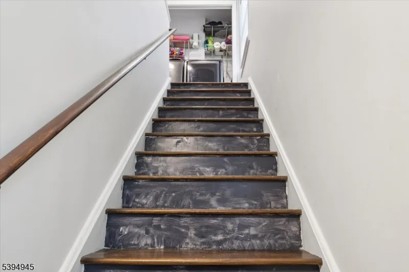 221 E 15TH ST #C Unit C Paterson City, NJ 07524