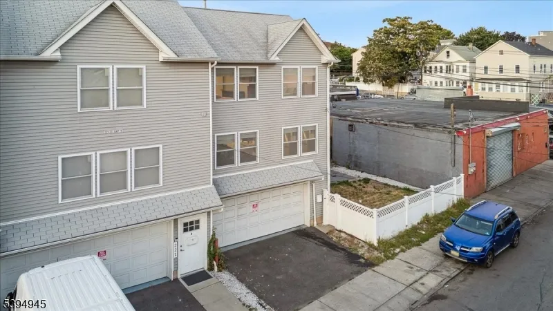 221 E 15TH ST #C Unit C Paterson City, NJ 07524