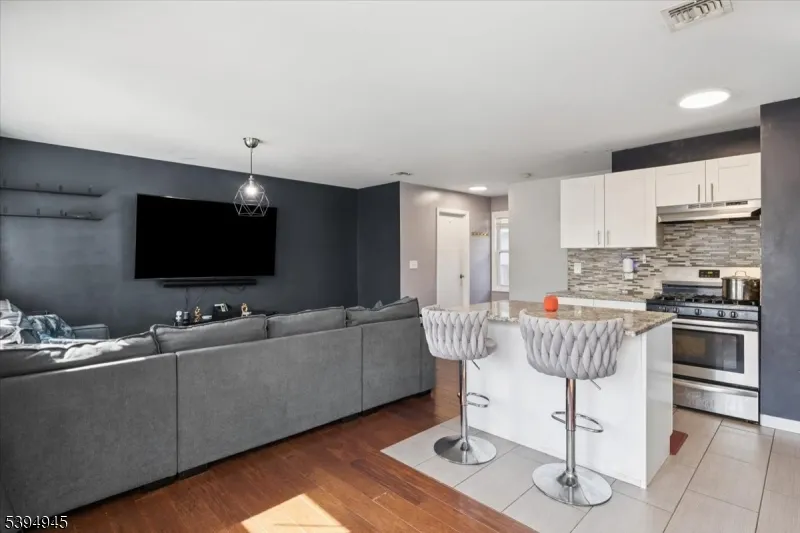 221 E 15TH ST #C Unit C Paterson City, NJ 07524