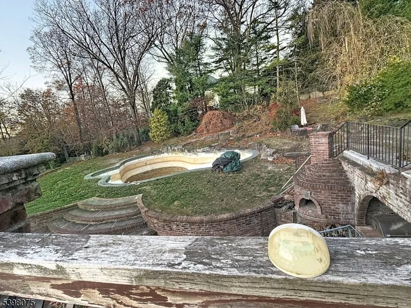 19 Powder Hill Rd Saddle River, NJ 07458
