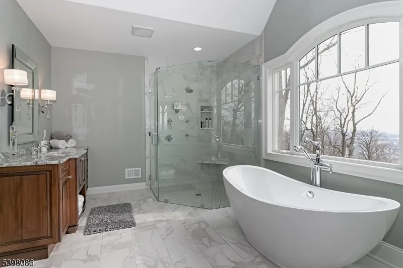 6 Harlow Pointe Cove Green Brook, NJ 08812