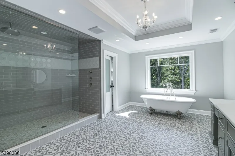 6 Harlow Pointe Cove Green Brook, NJ 08812
