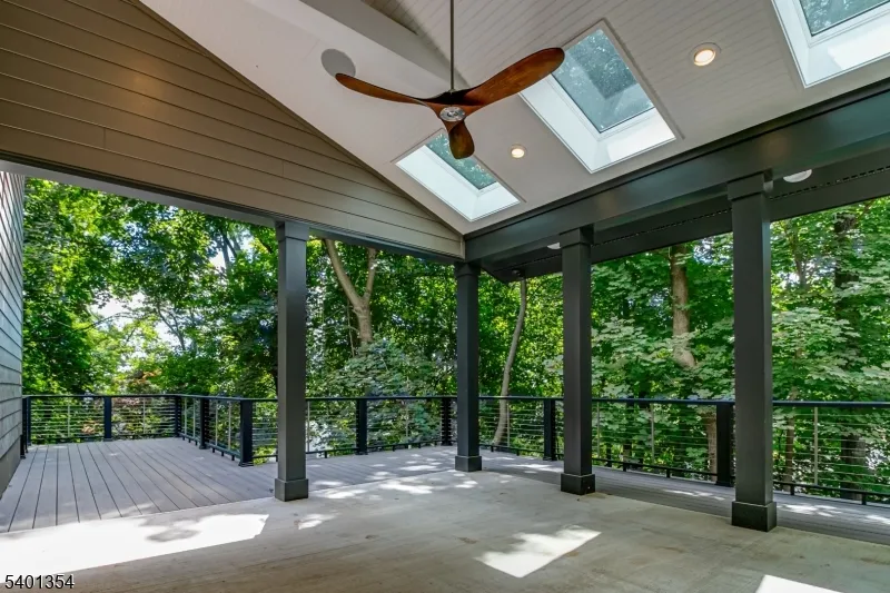 4 Harlow Pointe Cove Green Brook, NJ 08812