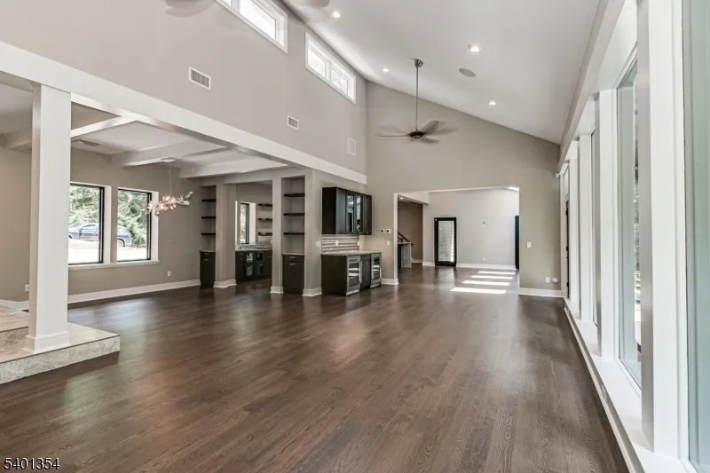 4 Harlow Pointe Cove Green Brook, NJ 08812