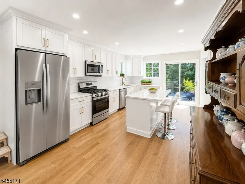 538 Cicilia Pl Scotch Plains, NJ 07076
