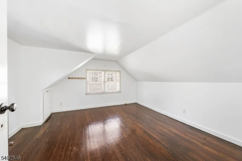 124 Hazley Ave Rochelle Park, NJ 07662