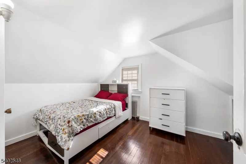 124 Hazley Ave Rochelle Park, NJ 07662