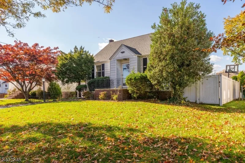124 Hazley Ave Rochelle Park, NJ 07662