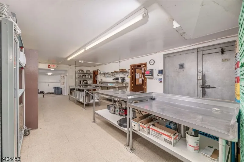 0 Rr 615 Walpack, NJ 07851