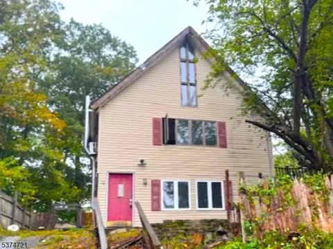 10 Summit Dr