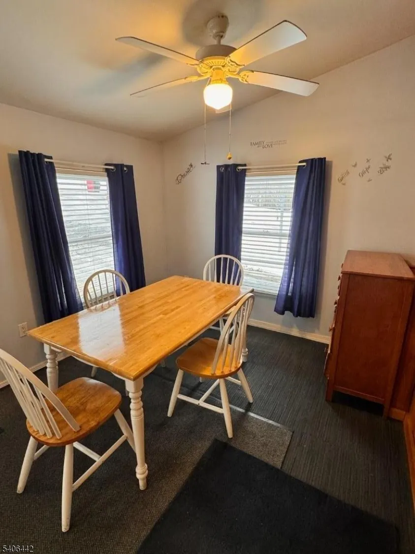 36 Willow Ave Bloomsbury, NJ 08804