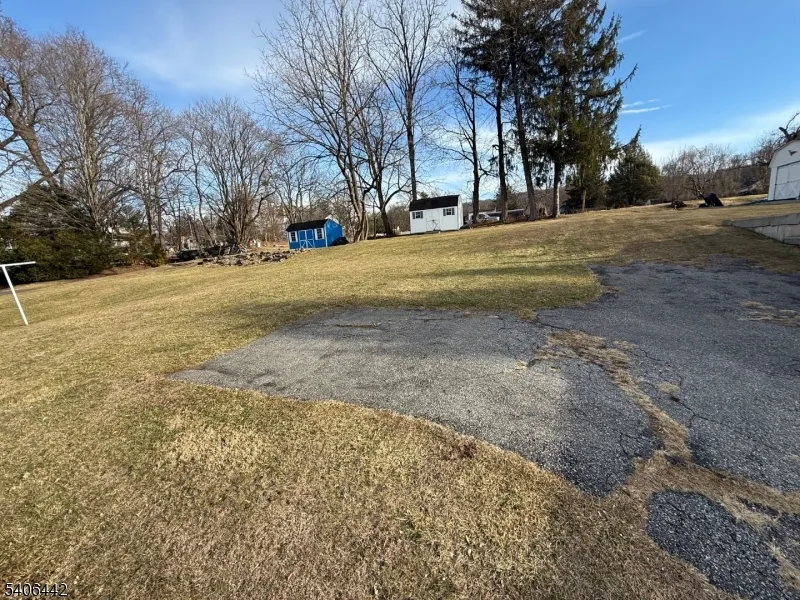 36 Willow Ave Bloomsbury, NJ 08804