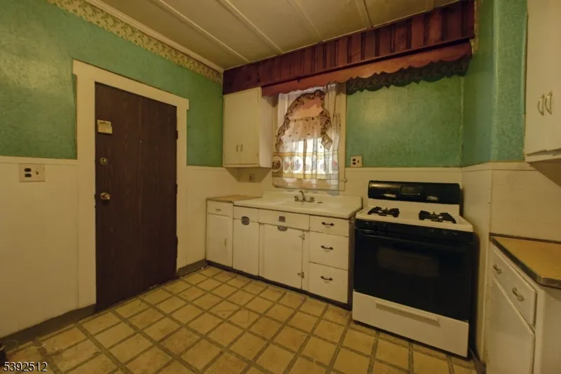 459 E 23rd St Paterson City, NJ 07514
