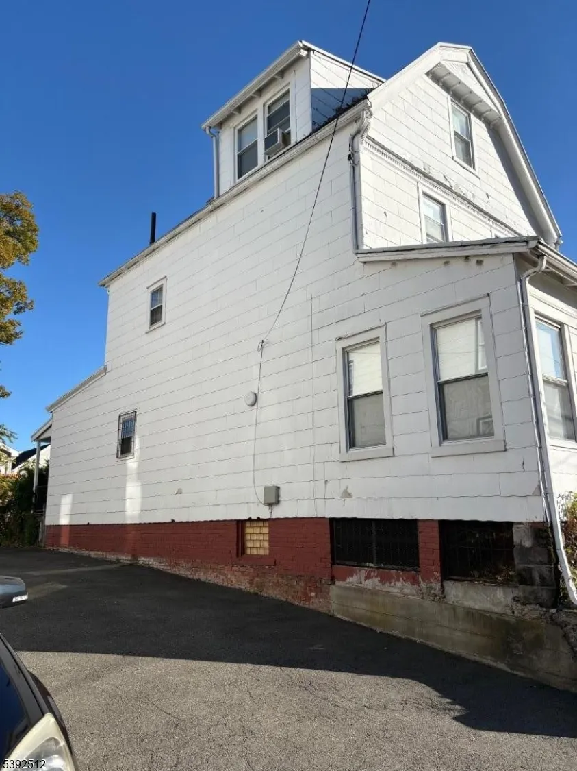 459 E 23rd St Paterson City, NJ 07514