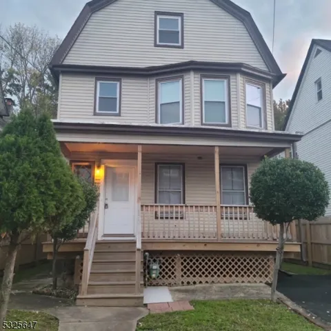 133 W 3rd Ave