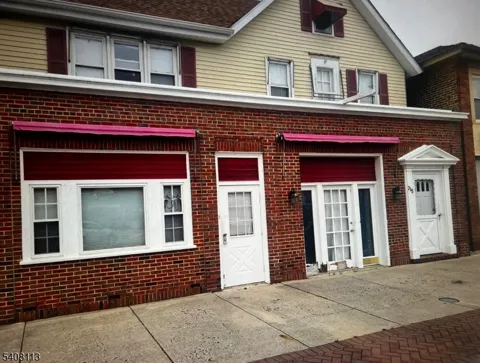 215 Philadelphia Ave