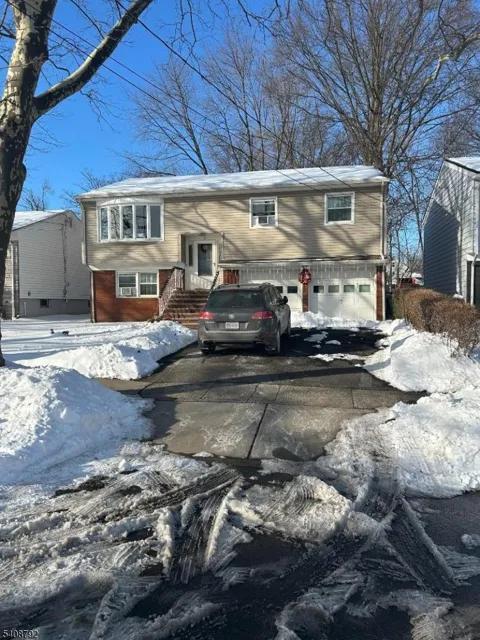 211 E 10Th Ave