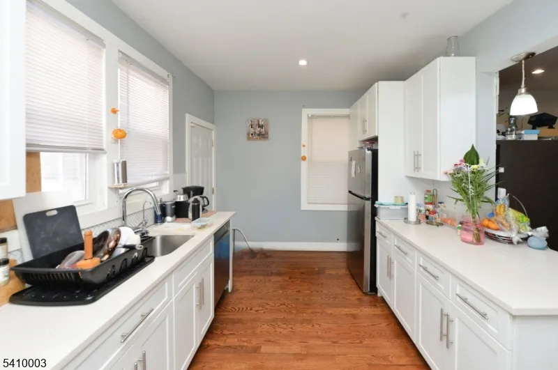 135 Scheerer Ave Newark City, NJ 07112