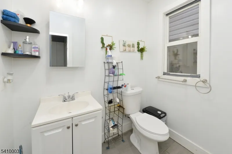 135 Scheerer Ave Newark City, NJ 07112