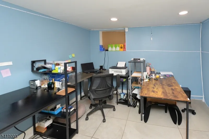 135 Scheerer Ave Newark City, NJ 07112