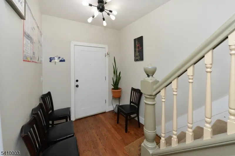 135 Scheerer Ave Newark City, NJ 07112