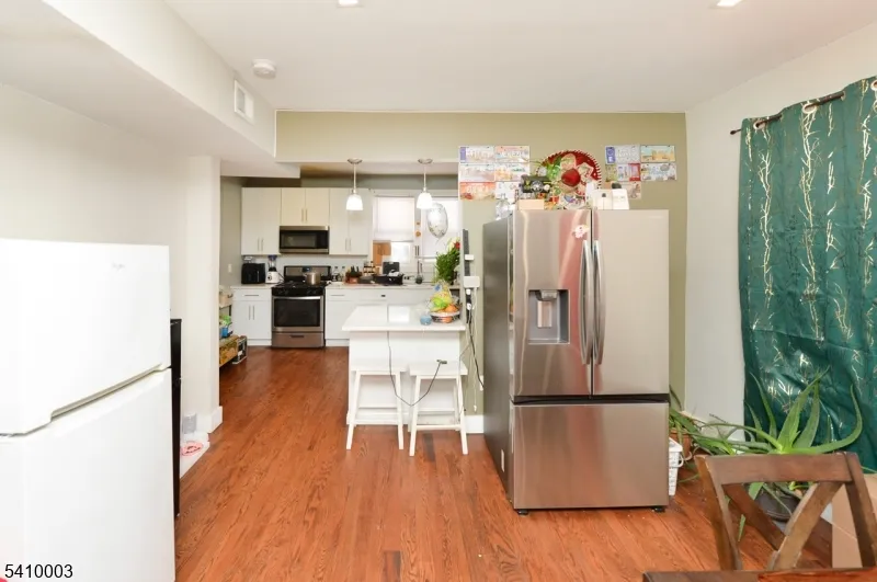 135 Scheerer Ave Newark City, NJ 07112