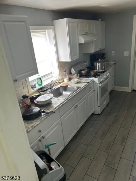 21 Second St Somerville, NJ 08876