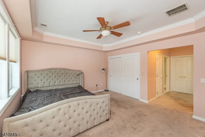 10323 Warrens Way Wanaque, NJ 07465