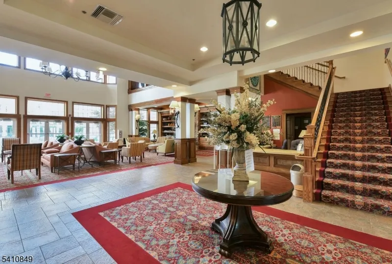 10323 Warrens Way Wanaque, NJ 07465