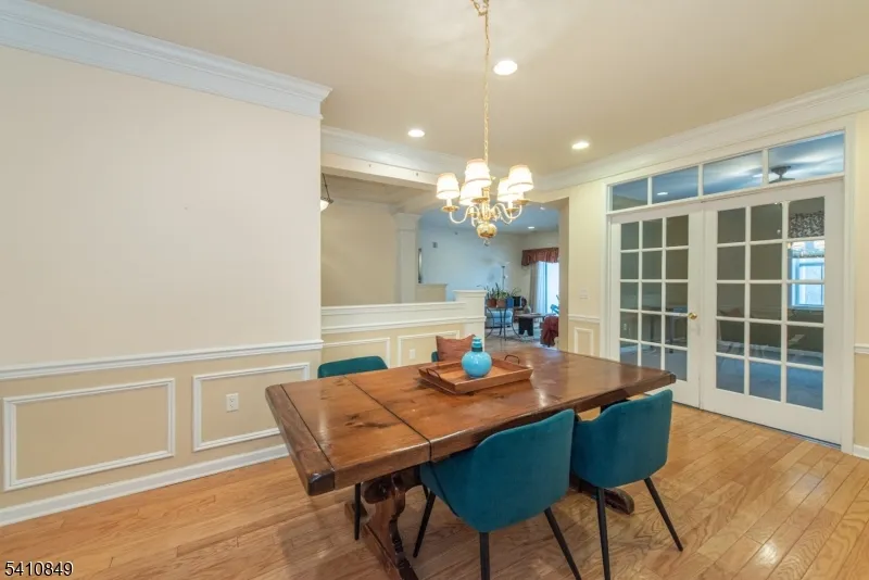 10323 Warrens Way Wanaque, NJ 07465